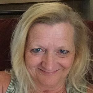 Meet your Posher, Deborah